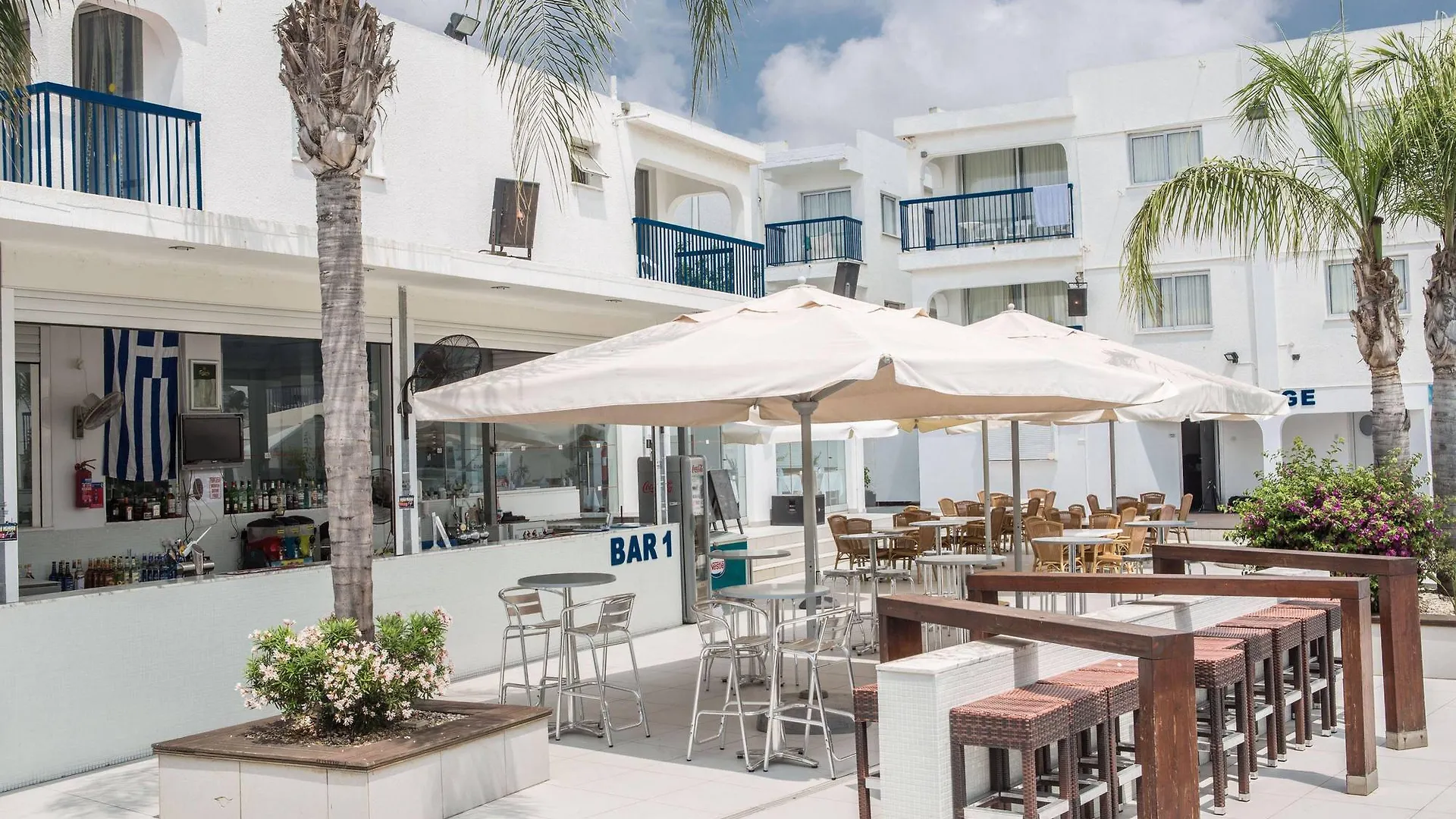 Tsokkos Holidays Hotel Apartments Αγία Νάπα 2*,