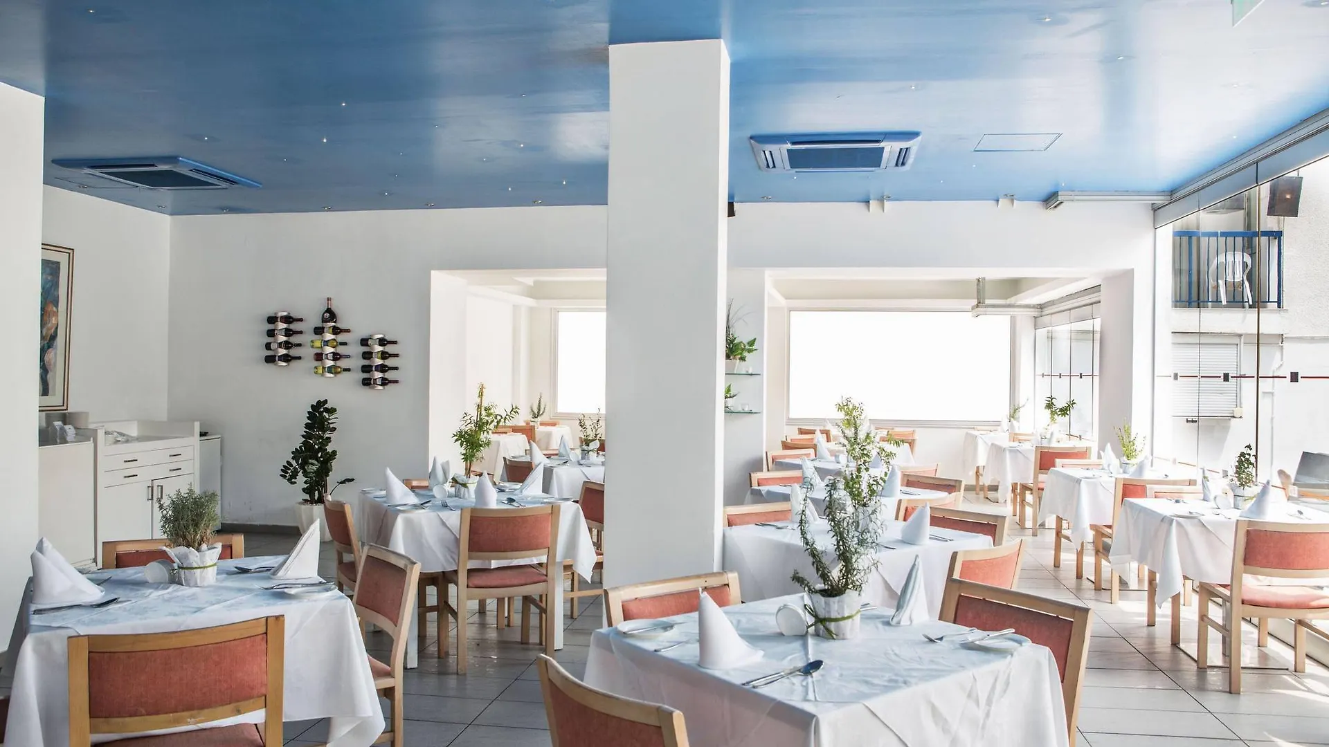 Tsokkos Holidays Hotel Apartments Αγία Νάπα 2*,  Κύπρος